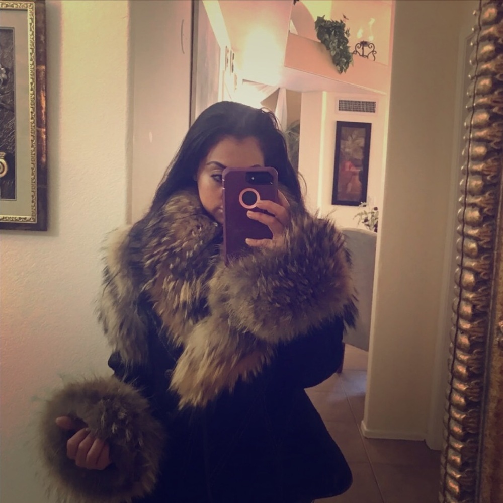 🥰🥳SOLD🥰🥳 Genuine Fox Peacoat